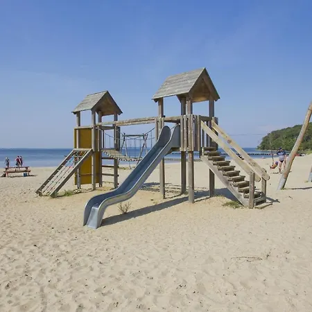 Moderne Mit Balkon, Meerblick - Ferienresidenz Zwei Boddenfewo 1-3 Lejlighed Lietzow